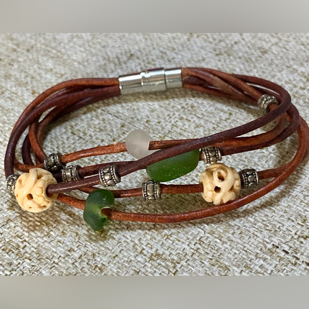 ‼️Green and Brown Leather Bracelet with Silver Magnetic Clasp‼️